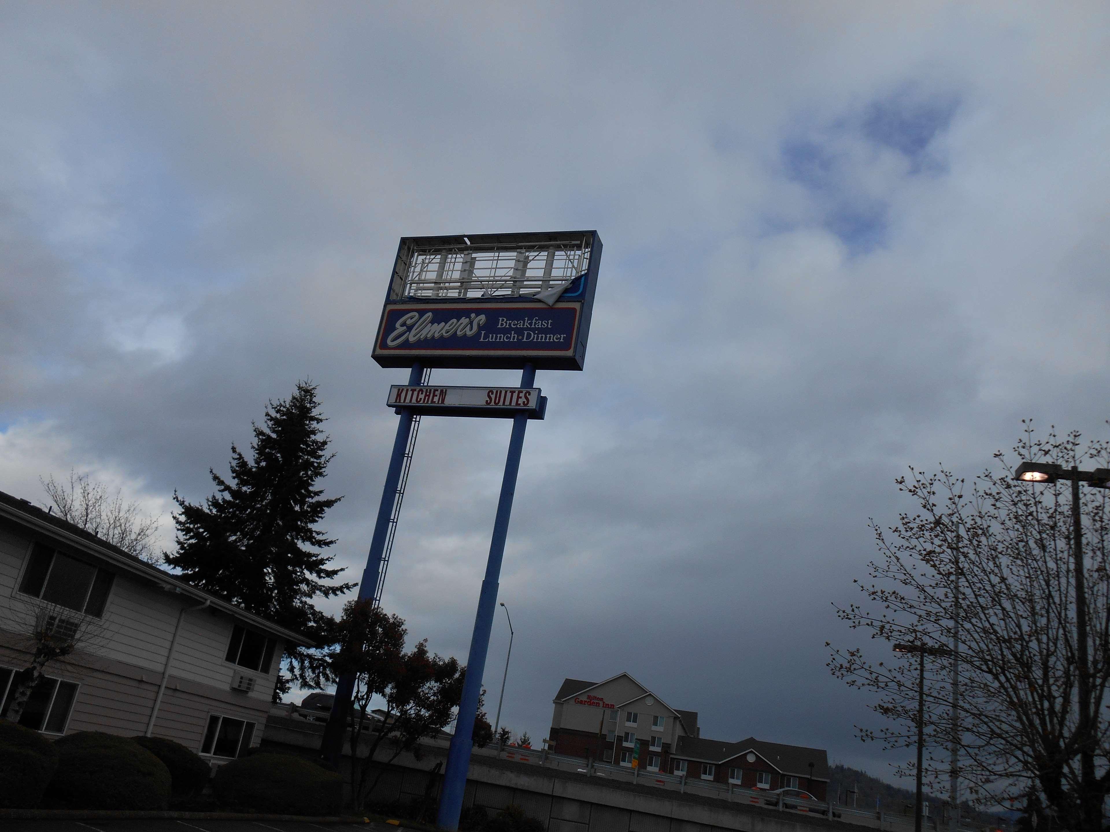 Guesthouse Inn & Suites Eugene/Springfield Exterior foto